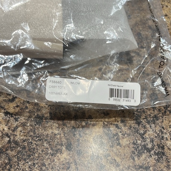 Coach Derby Tote In Chalk - Picture 4 of 12